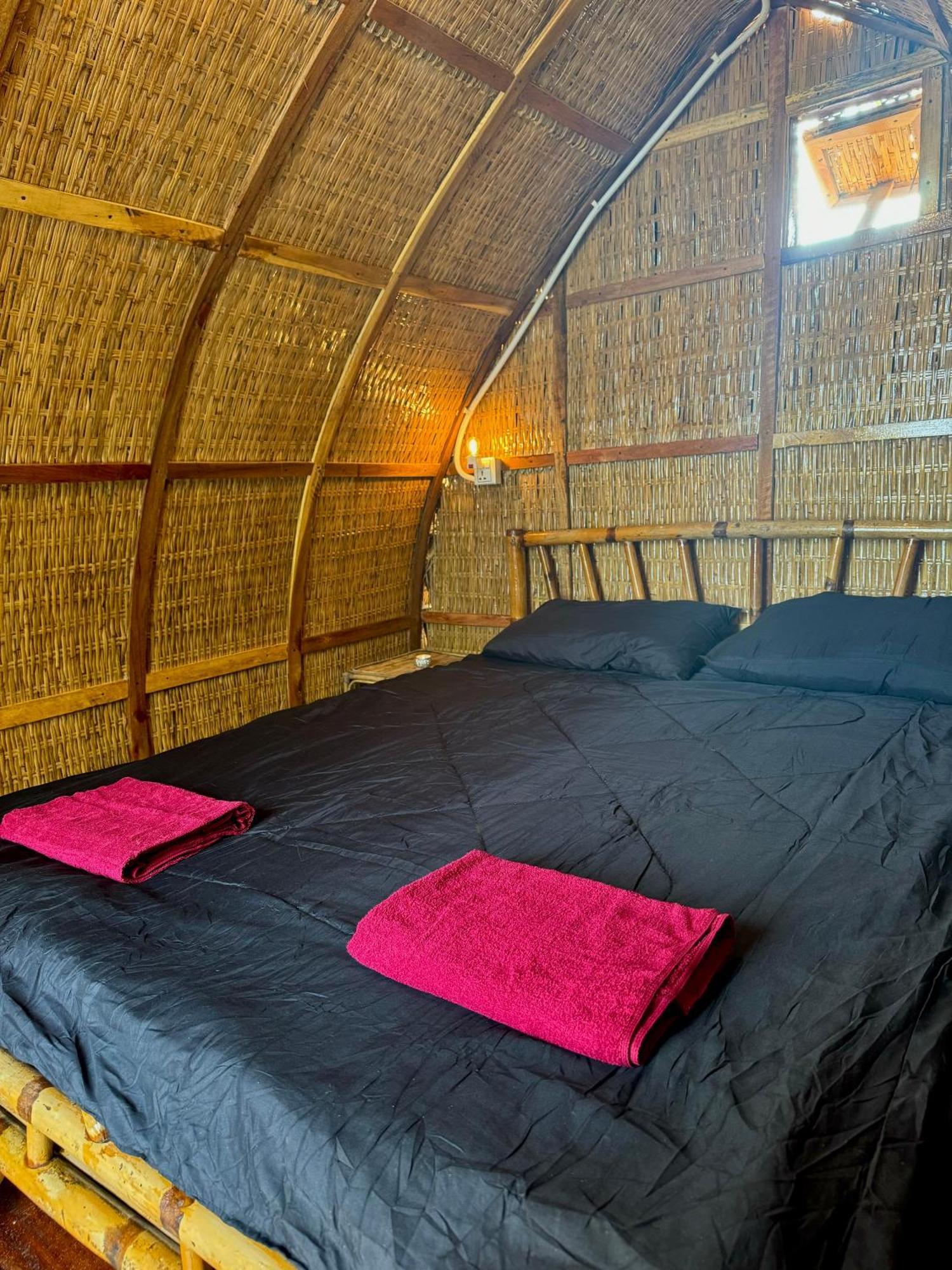 Хостел Rafikis Retreat Derm Tkov Village Экстерьер фото